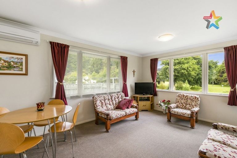 Photo of property in 143 Riverside Drive, Waiwhetu, Lower Hutt, 5010