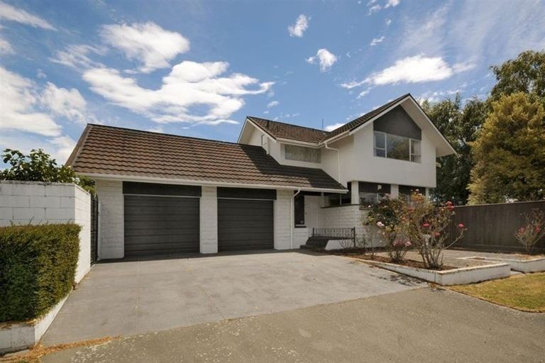 Photo of property in 35 Bucknell Street, Sockburn, Christchurch, 8042