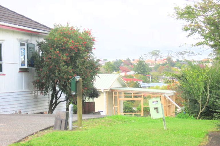 Photo of property in 9 James Laurie Street, Henderson, Auckland, 0612