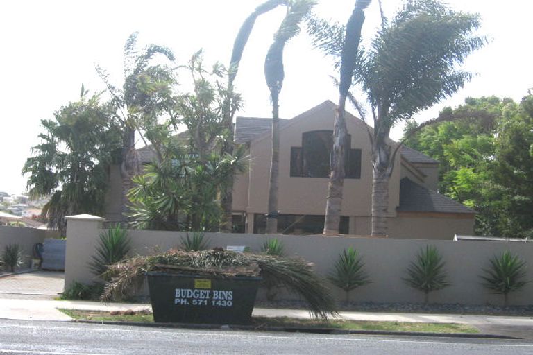 Photo of property in 157 Shakespeare Road, Milford, Auckland, 0620