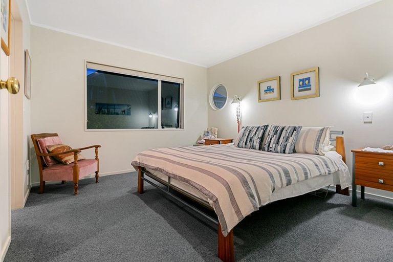 Photo of property in 3/8 Braemar Road, Castor Bay, Auckland, 0620