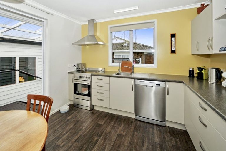 Photo of property in 12 Glen Terrace, Te Puke, 3119