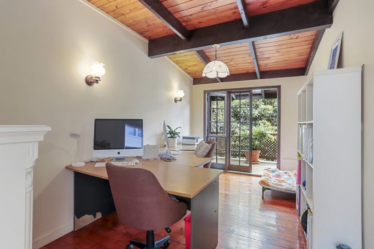 Photo of property in 29 Carter Road, Oratia, Auckland, 0604