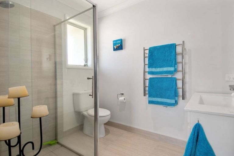 Photo of property in 22 Lakeside Terrace, Omokoroa, 3114