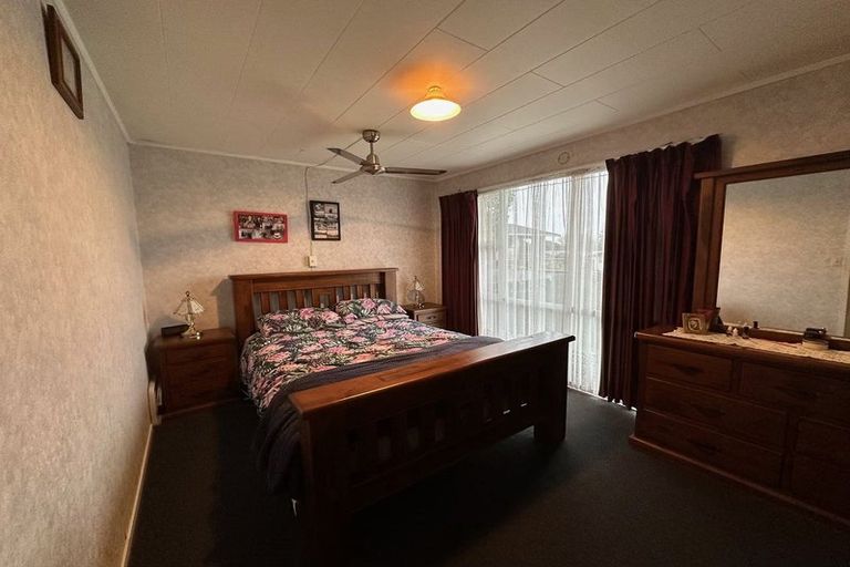 Photo of property in 37 Ihaia Street, Waitara, 4320