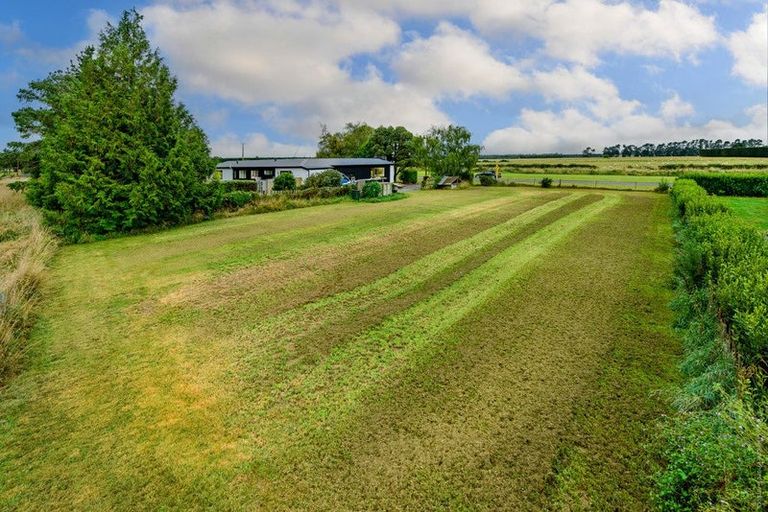 Photo of property in 71 Waddington Road, Waddington, 7500