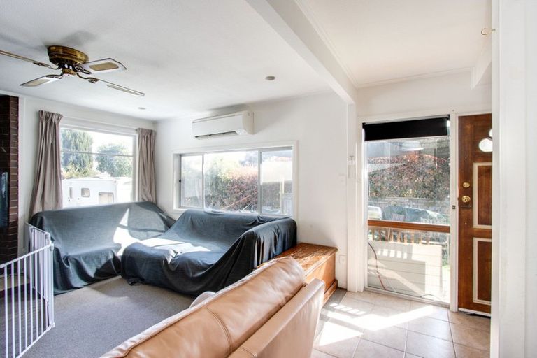 Photo of property in 19 Saint Hill Lane, Havelock North, 4130