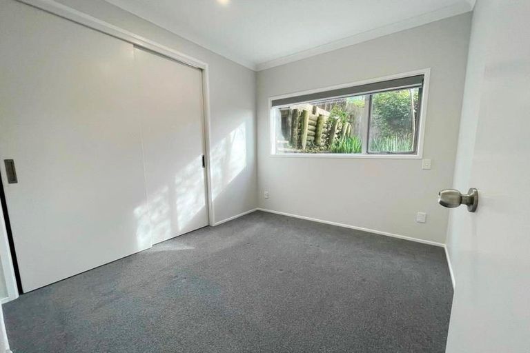 Photo of property in 1/431 East Coast Road, Mairangi Bay, Auckland, 0630