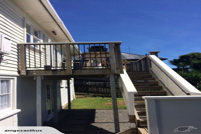 Photo of property in 211 Carrington Street, Vogeltown, New Plymouth, 4310