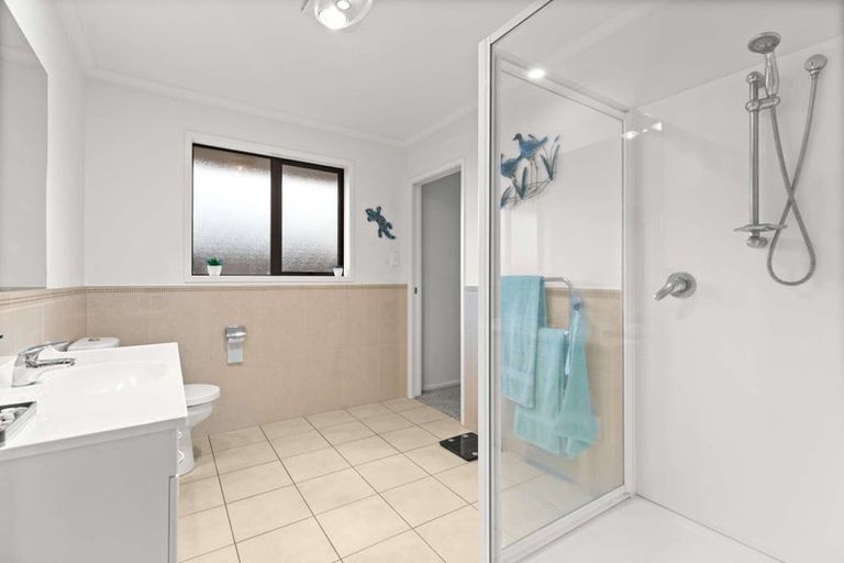 Photo of property in 19 Cresta Drive, Katikati, 3129