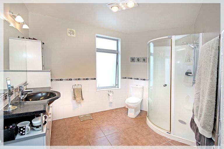 Photo of property in 9 Trafalgar Street, Foxton Beach, Foxton, 4815