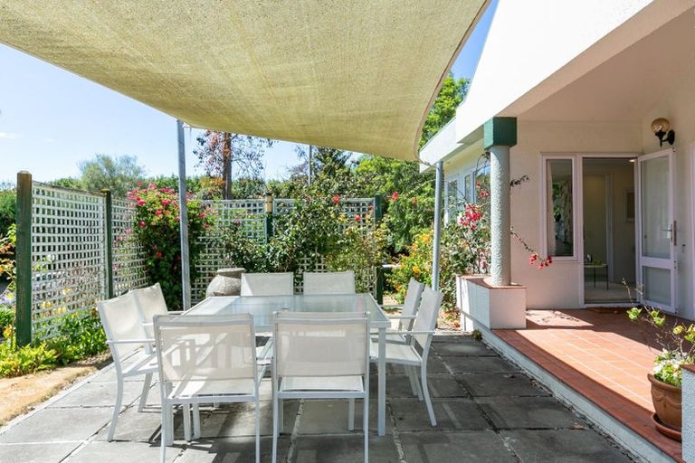 Photo of property in 20 Kopanga Road, Havelock North, 4130