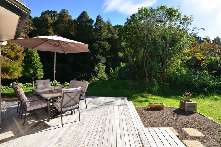 Photo of property in 23 Annalise Place, Orewa, 0931