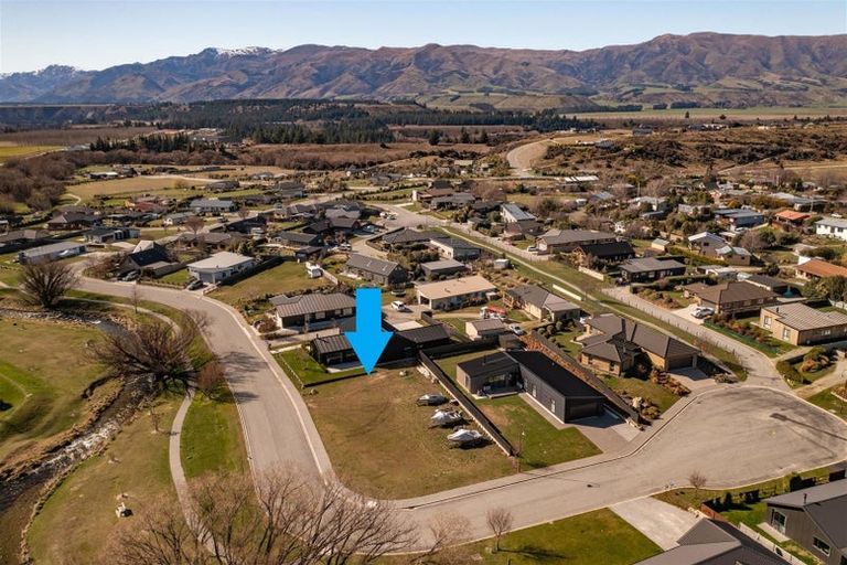 Photo of property in 13 Alice Burn Drive, Luggate, Wanaka, 9383