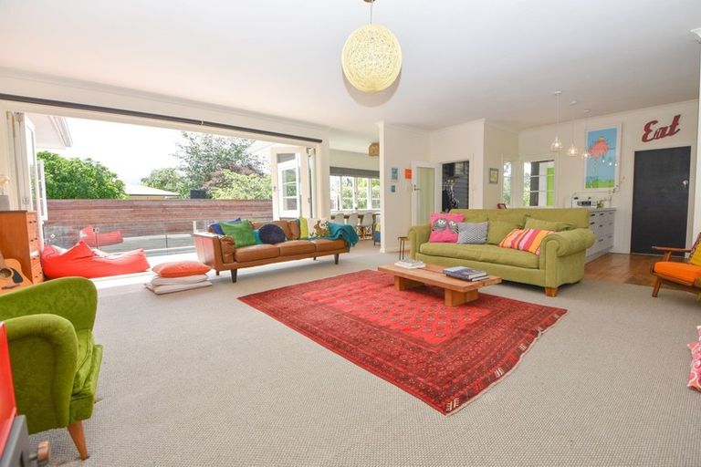 Photo of property in 15 Hilton Road, Carterton, 5713