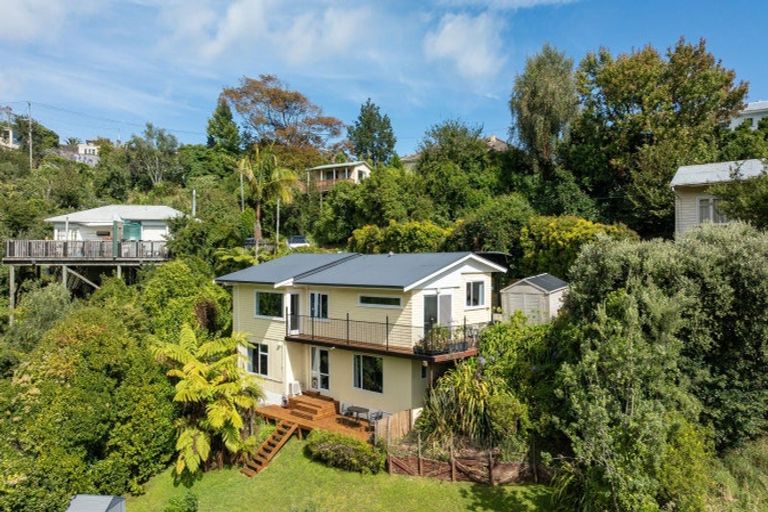 Photo of property in 19 Thompson Terrace, Toi Toi, Nelson, 7010