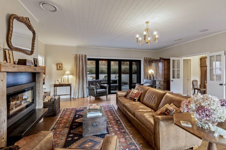 Photo of property in 361 Tucker Beach Road, Queenstown Hill, Queenstown, 9371