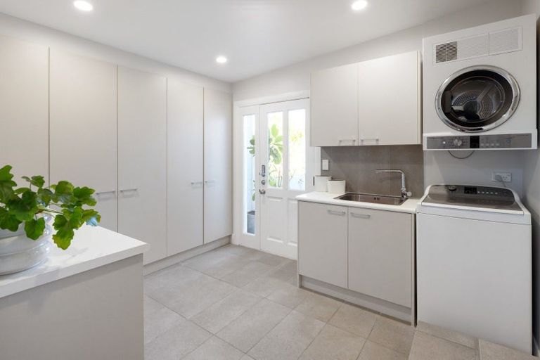 Photo of property in 553 River Road, Fairfield, Hamilton, 3214