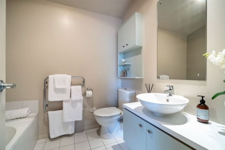 Photo of property in 4/2 Ramsgate Terrace, Mairangi Bay, Auckland, 0630