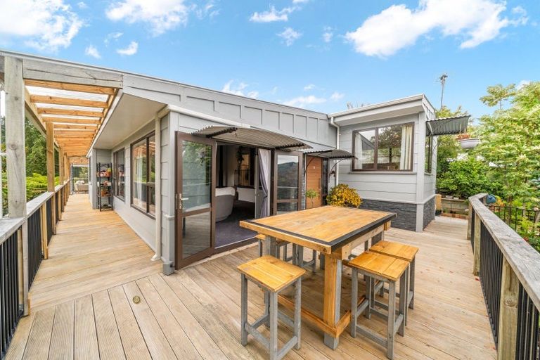 Photo of property in 17 Seymour Grove, Kingsley Heights, Upper Hutt, 5018