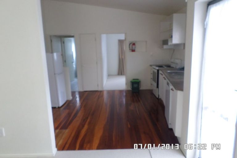 Photo of property in 4/469 Lake Road, Takapuna, Auckland, 0622