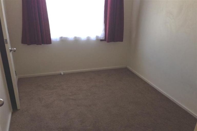 Photo of property in 76 Pitt Avenue, Clendon Park, Auckland, 2103