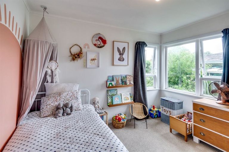 Photo of property in 21 Davidson Avenue, Pirimai, Napier, 4112