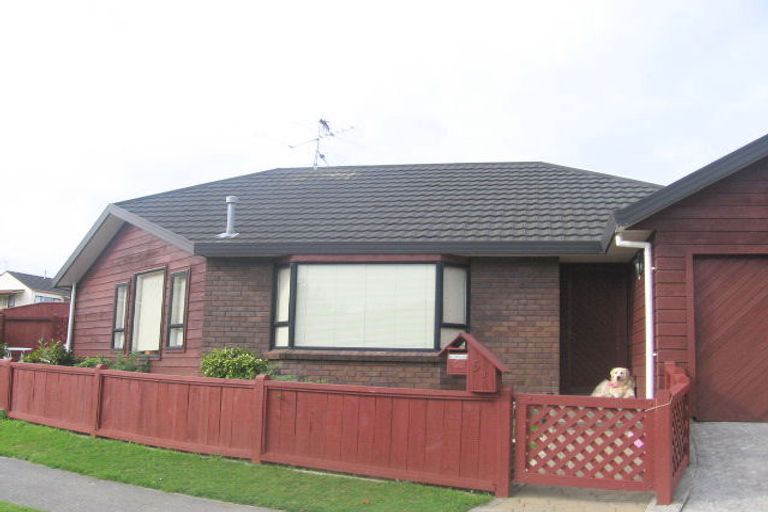 Photo of property in 5b Otamarau Grove, Maungaraki, Lower Hutt, 5010