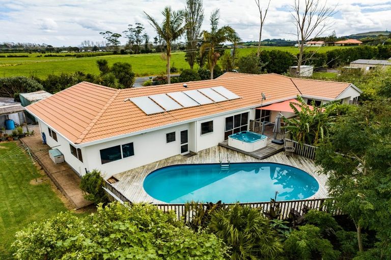 Photo of property in 32 Matarau Road, Matarau, Kamo, 0185