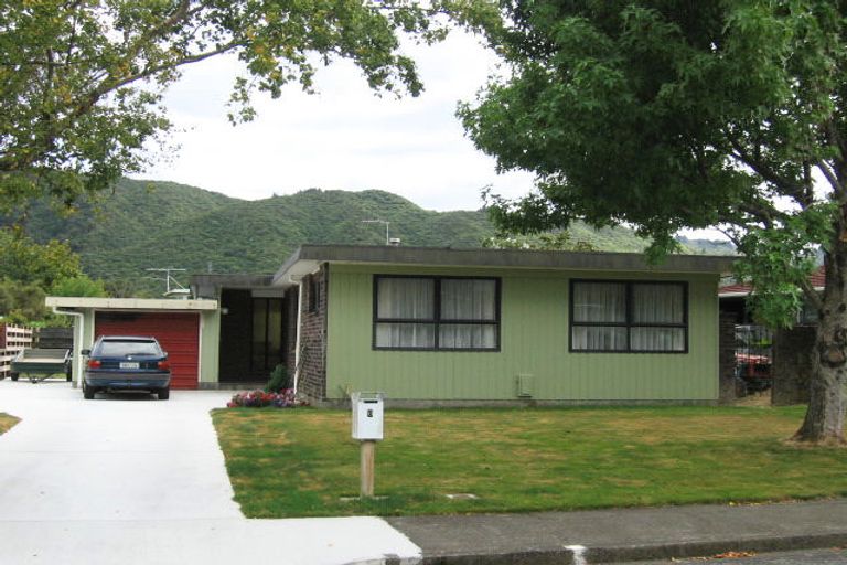 Photo of property in 6 Seattle Grove, Totara Park, Upper Hutt, 5018