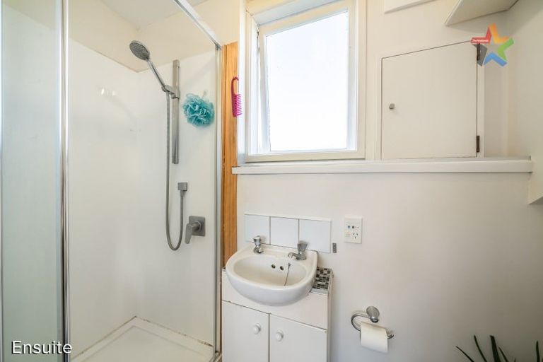 Photo of property in 13 Hughes Crescent, Taita, Lower Hutt, 5011