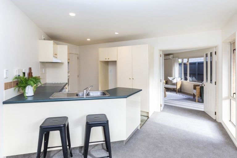 Photo of property in 1/131 Prestons Road, Redwood, Christchurch, 8051