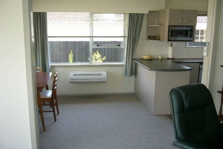 Photo of property in 150 Straven Road, Fendalton, Christchurch, 8014