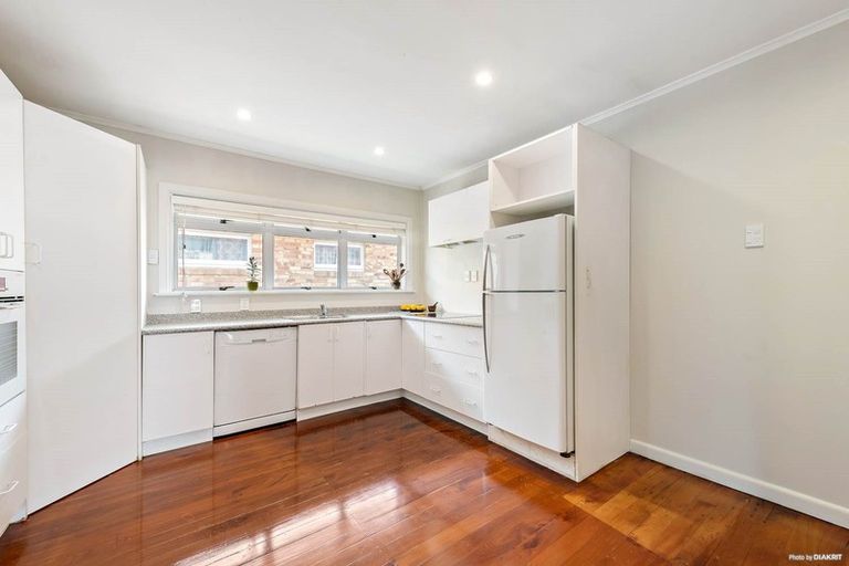 Photo of property in 527 Richardson Road, Mount Roskill, Auckland, 1041