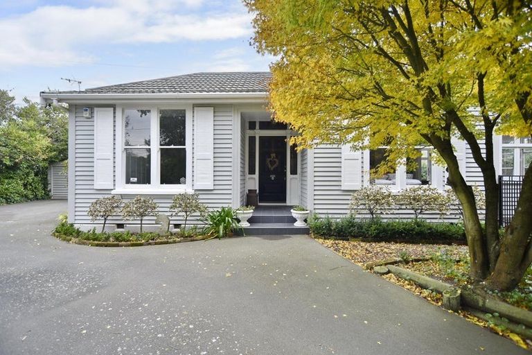 Photo of property in 11 Locarno Street, Opawa, Christchurch, 8023