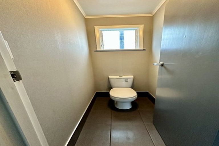 Photo of property in 30 Anakiwa Street, Kelvin Grove, Palmerston North, 4414