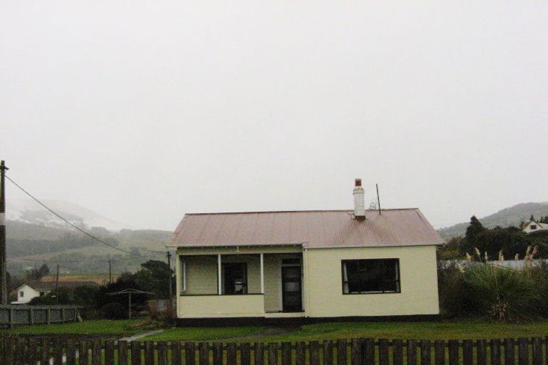Photo of property in 37 Collins Street, Waikouaiti, 9510