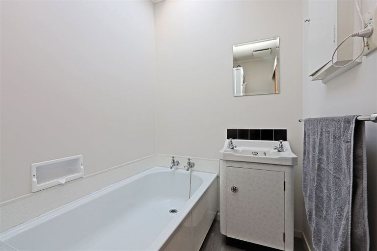 Photo of property in 3/500 Southampton Street East, Hastings, 4122