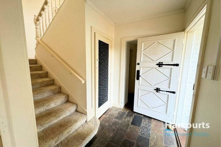 Photo of property in 86 Tawa Road, Kumeu, 0891