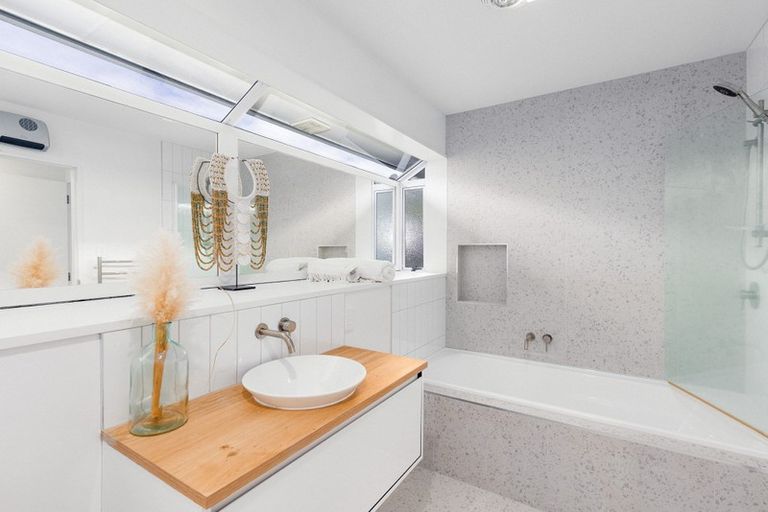 Photo of property in 2/16 Wakatu Avenue, Moncks Bay, Christchurch, 8081