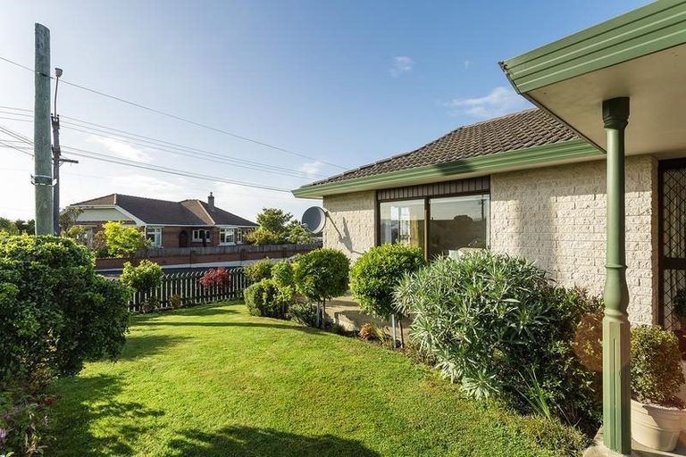 Photo of property in 1 Stanley Street, Kenmure, Dunedin, 9011