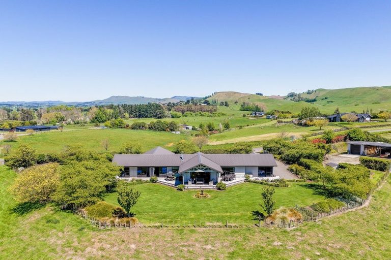 Photo of property in 38 Jg Wilson Drive, Waipukurau, 4281