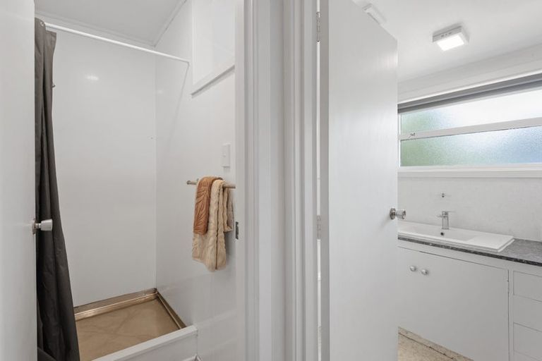 Photo of property in 1/27 Tuirau Place, Ilam, Christchurch, 8041