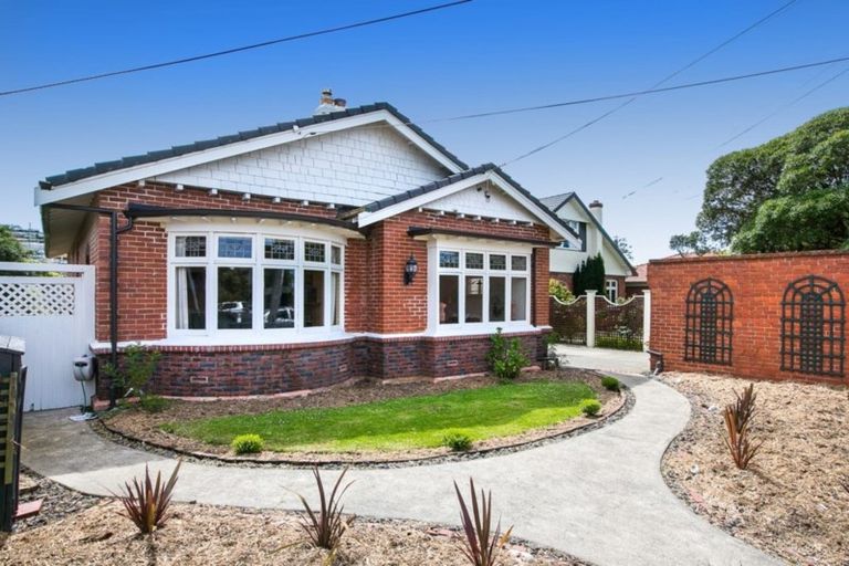 Photo of property in 28 Bedford Street, Saint Clair, Dunedin, 9012