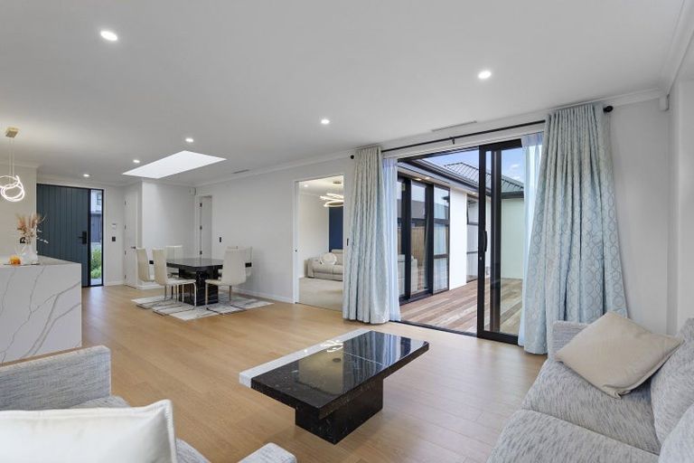 Photo of property in 19 Withers Crescent, Halswell, Christchurch, 8025