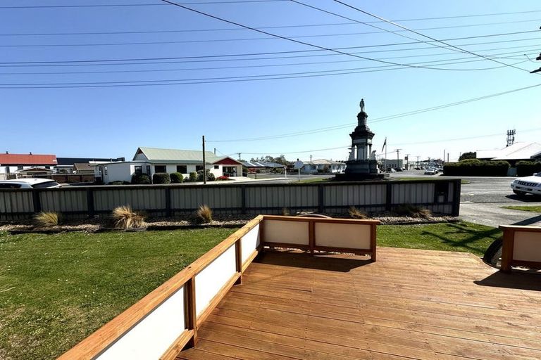 Photo of property in 39 Renfrew Street, Balclutha, 9230