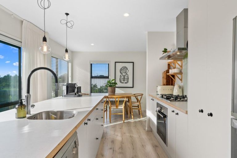 Photo of property in 16 Kahu Drive, Mangawhai, 0505