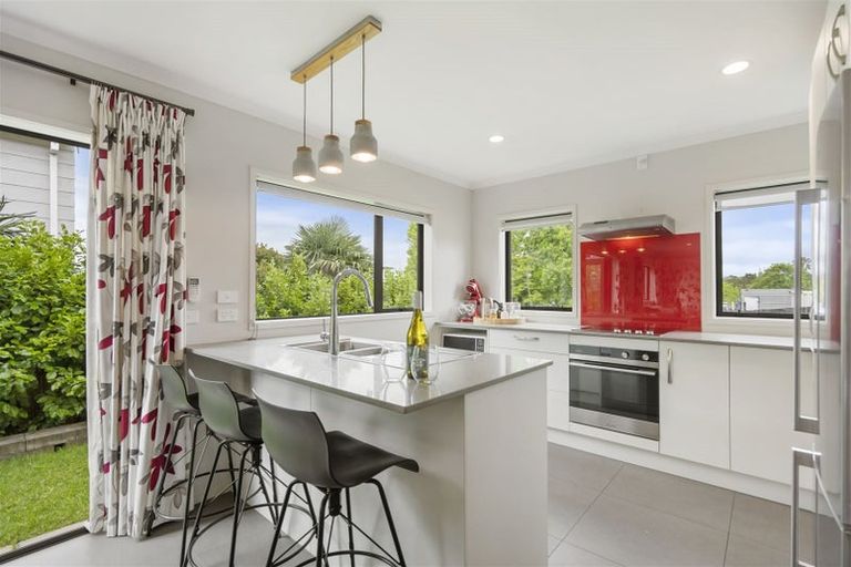 Photo of property in 4 Broadview Place, Howick, Auckland, 2014