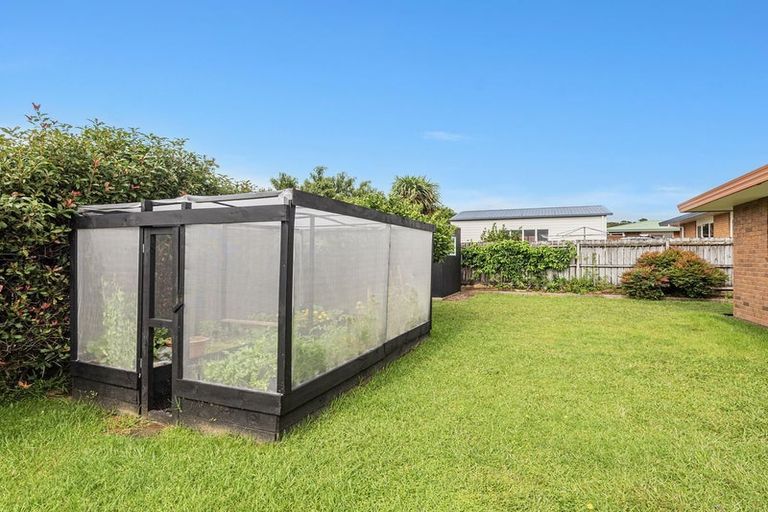 Photo of property in 16 Elm Place, Tikipunga, Whangarei, 0112
