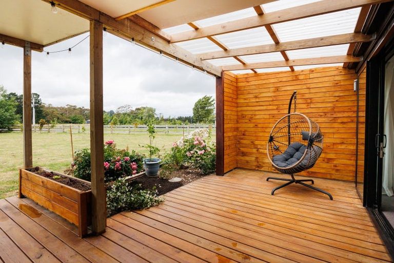 Photo of property in 2 Ashgrove Lane, Ashhurst, 4470